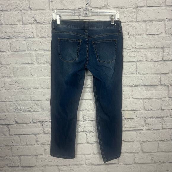 Vintage CAbi Capri Jeans Style # 764 - Picture 4 of 6